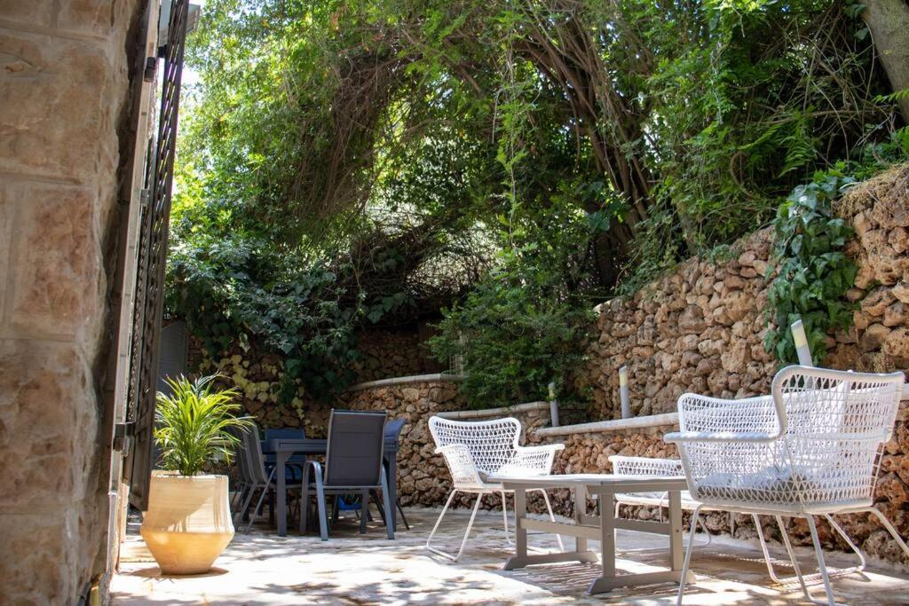 Cozy Heritage Home Jerusalem Exteriör bild